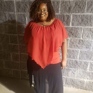 Meet your Posher, Lucil